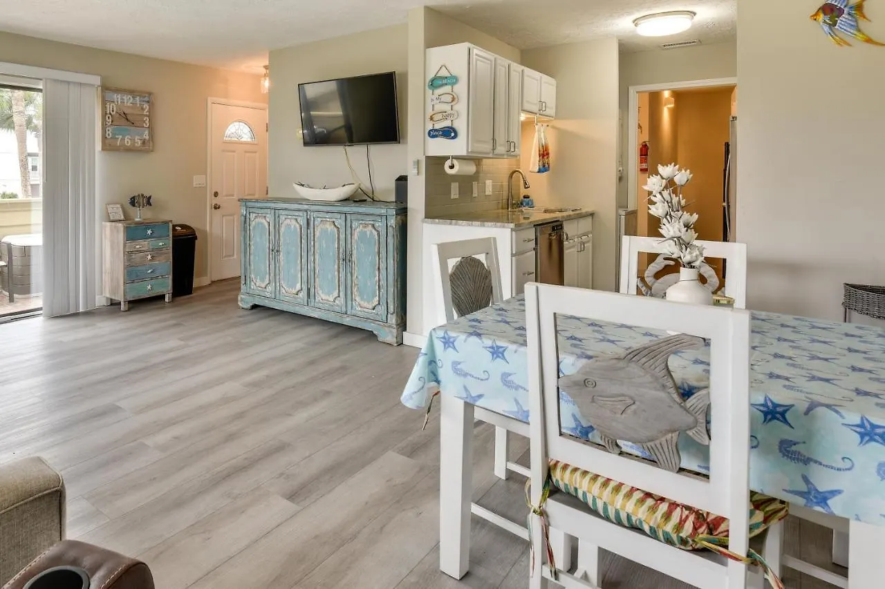 Miramar Beach Vacation Rental Walk To Beach! Destin Apartment